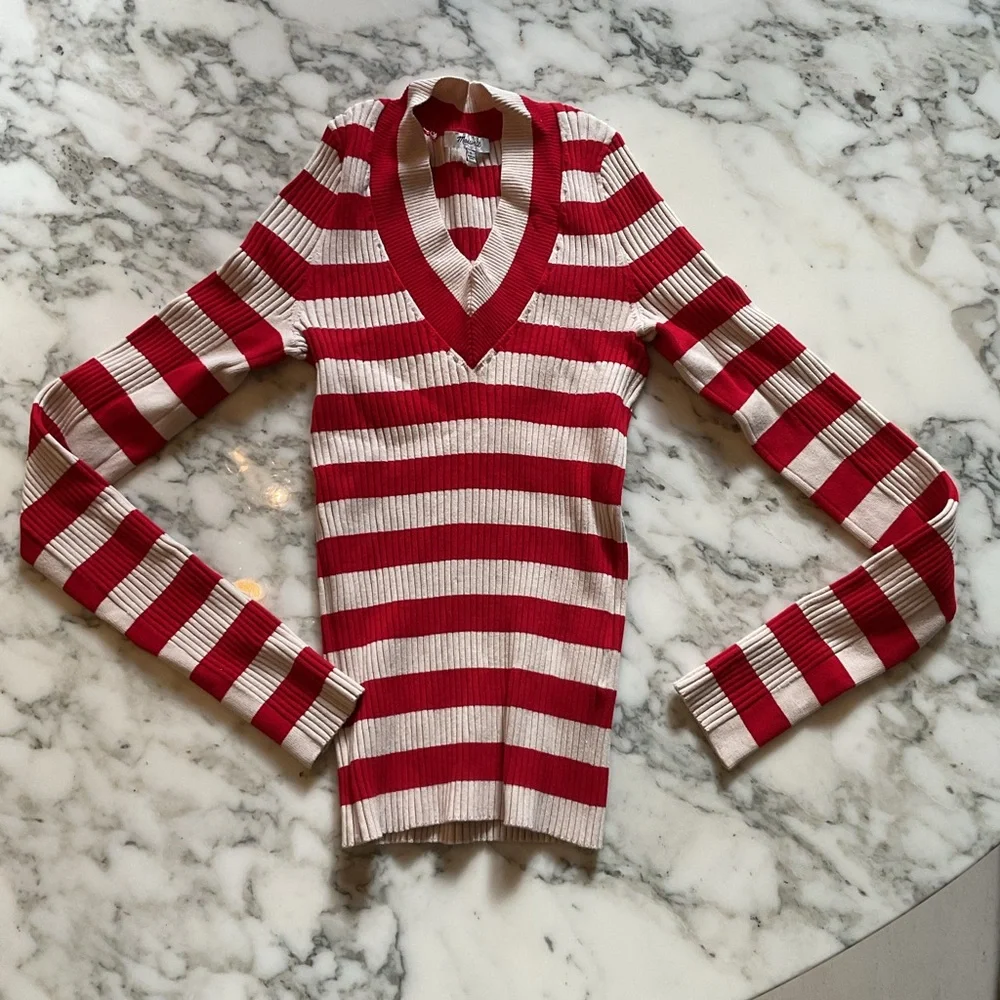 EUC Madewell NT749 Red and Cream v-neck ribbed stripe Sweater S Seam Separated